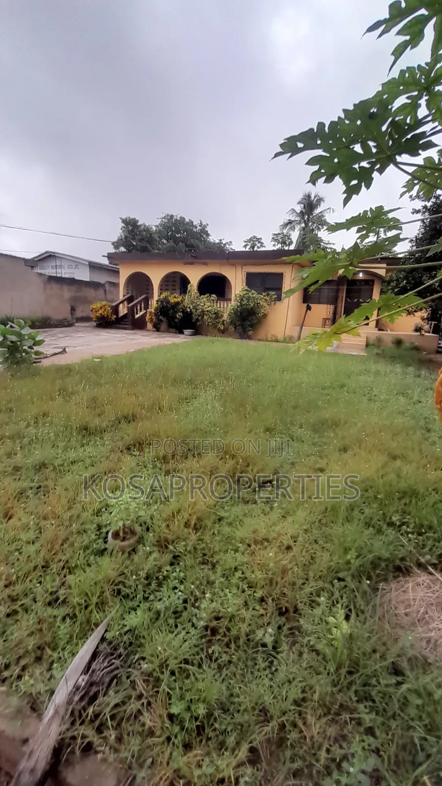 4bdrm House in Mataheko, Kaneshie for sale