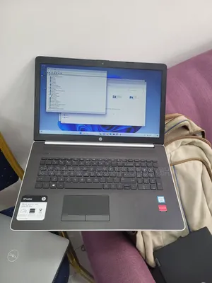 Laptop HP Pavilion 17 8GB Intel Core I5 SSD 256GB