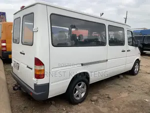 Mercedes-Benz Sprinter 2006 White