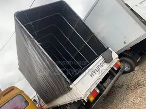 Trailer for Transporting Materials