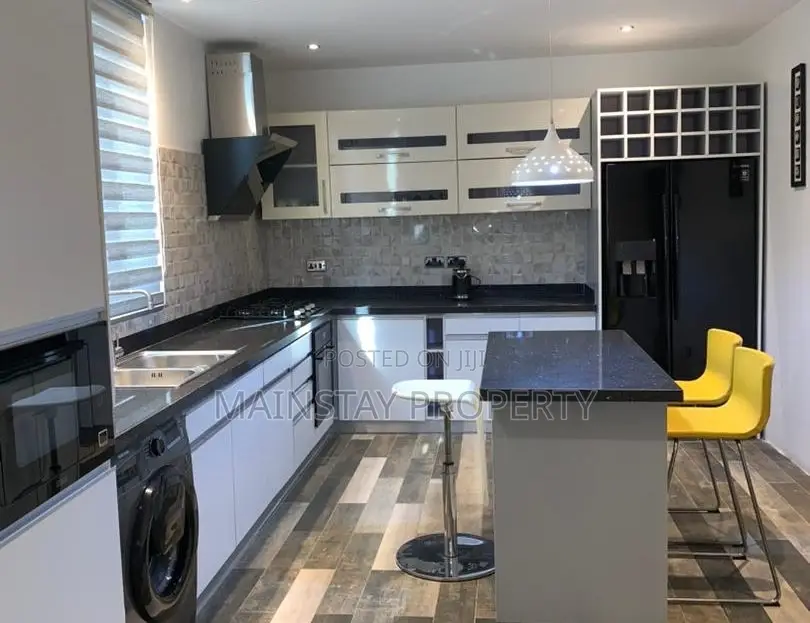4bdrm House in East Legon for sale
