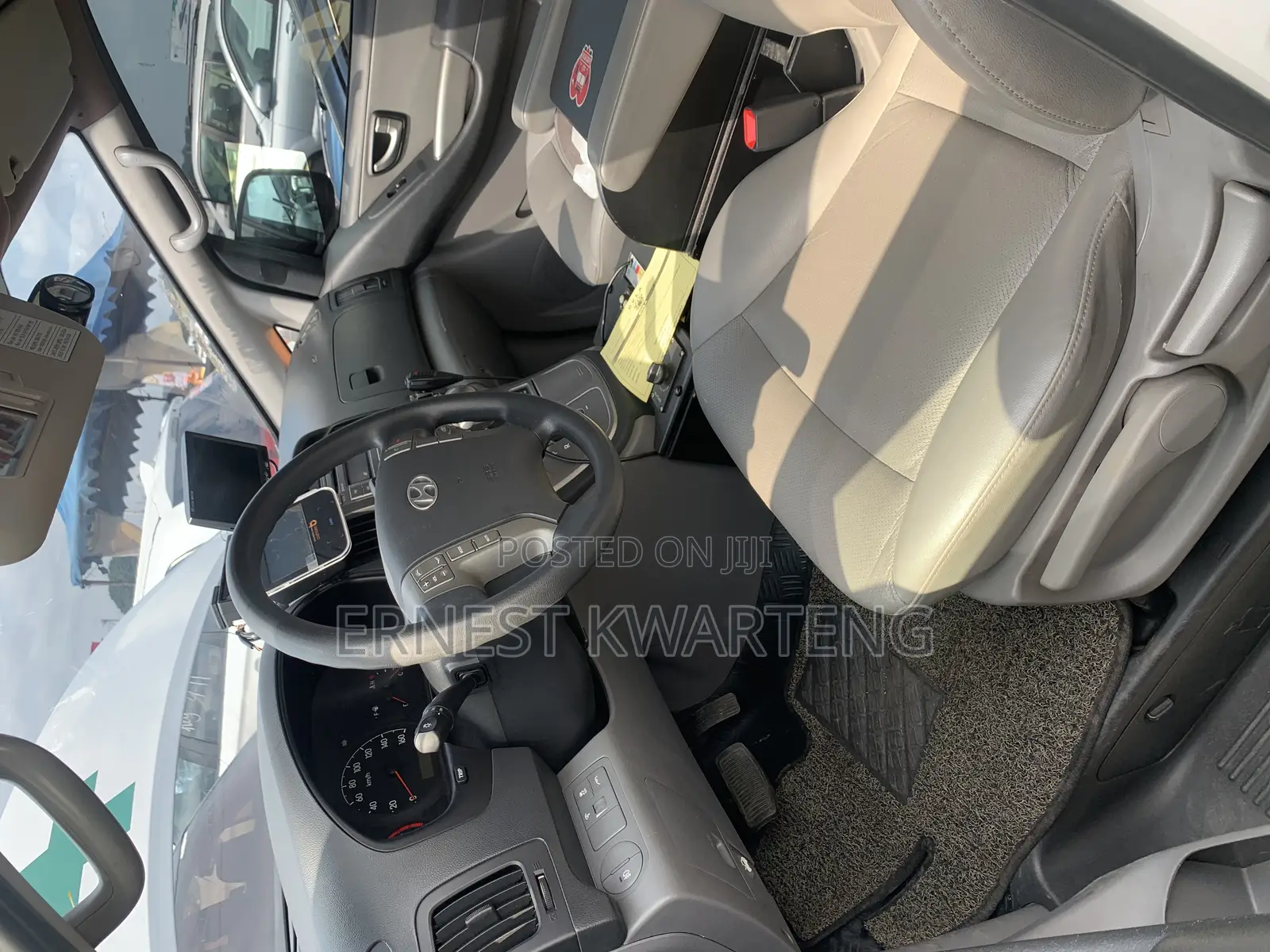 Hyundai H-100 2003 White