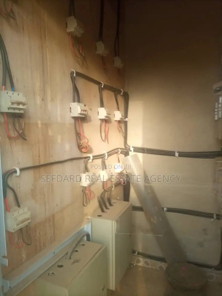 20bdrm Apartment in Amasaman for sale