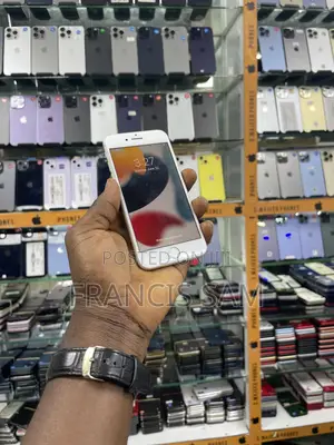 Apple iPhone 7 128 GB Silver