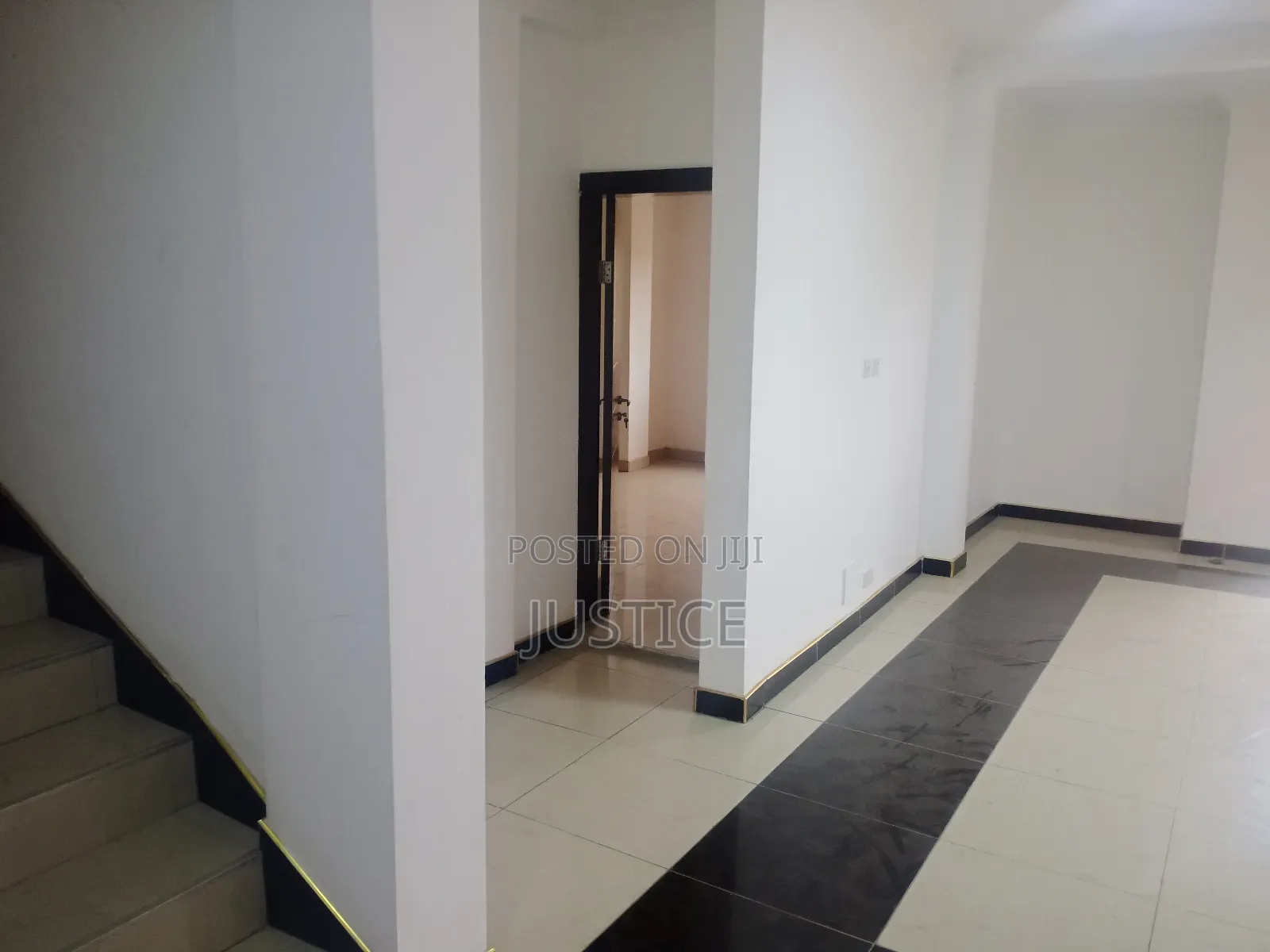 5bdrm Duplex in Cantonments, US Embassy Area for rent