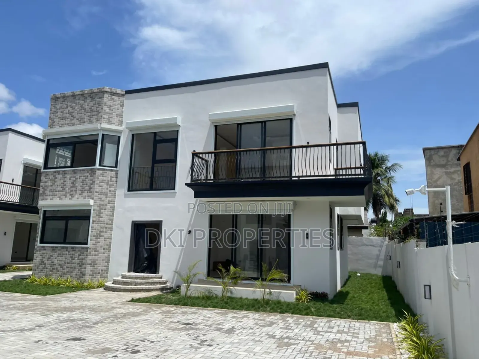 4bdrm House in Dki Properties, East Legon for rent