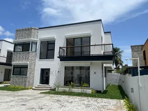 4bdrm House in Dki Properties, East Legon for rent