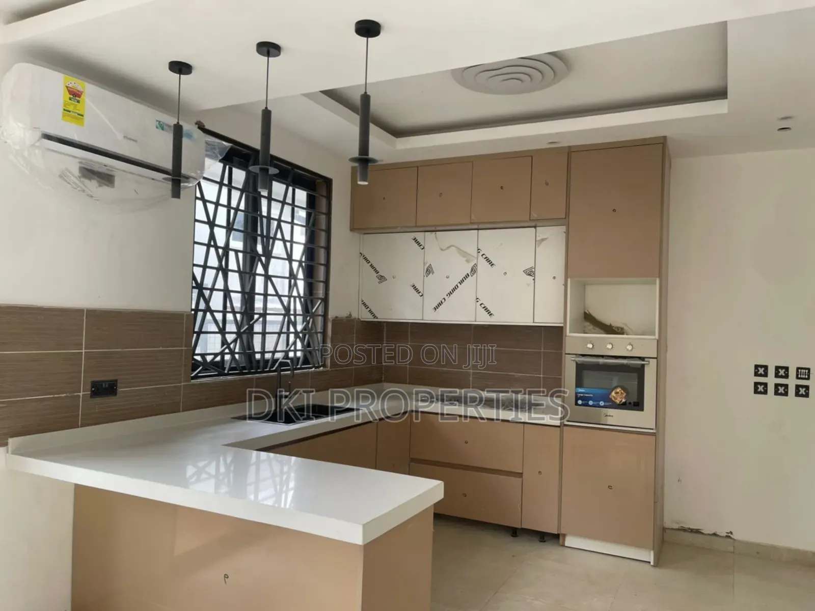 4bdrm House in Dki Properties, East Legon for rent