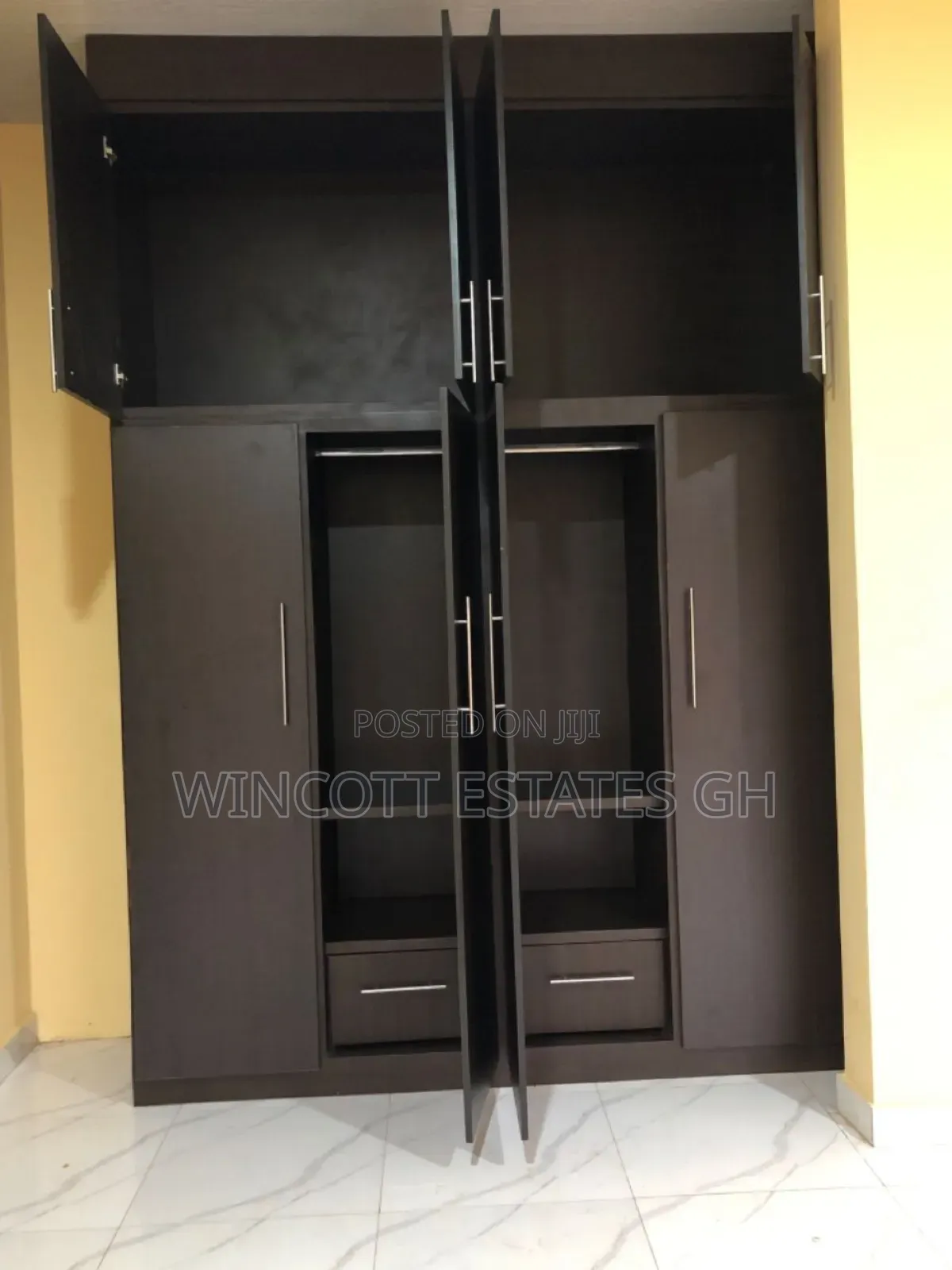 3bdrm Apartment in Old Ashongman, Ablorh Adjei for rent