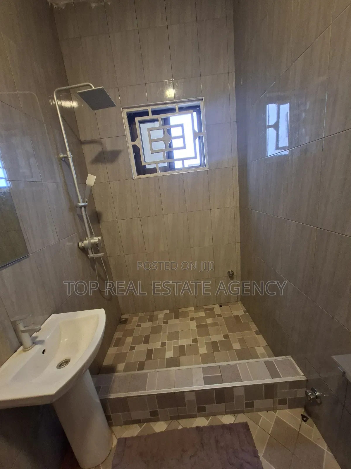 2bdrm Apartment in ,, Pillar 2, Dome for rent