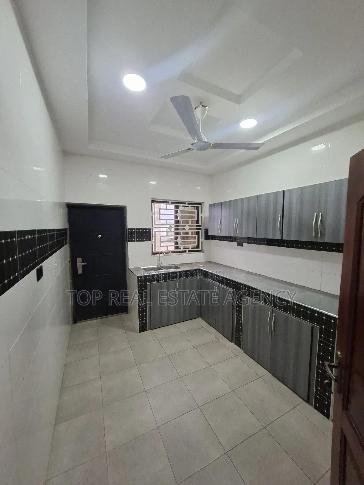 2bdrm Apartment in ,, Pillar 2, Dome for rent