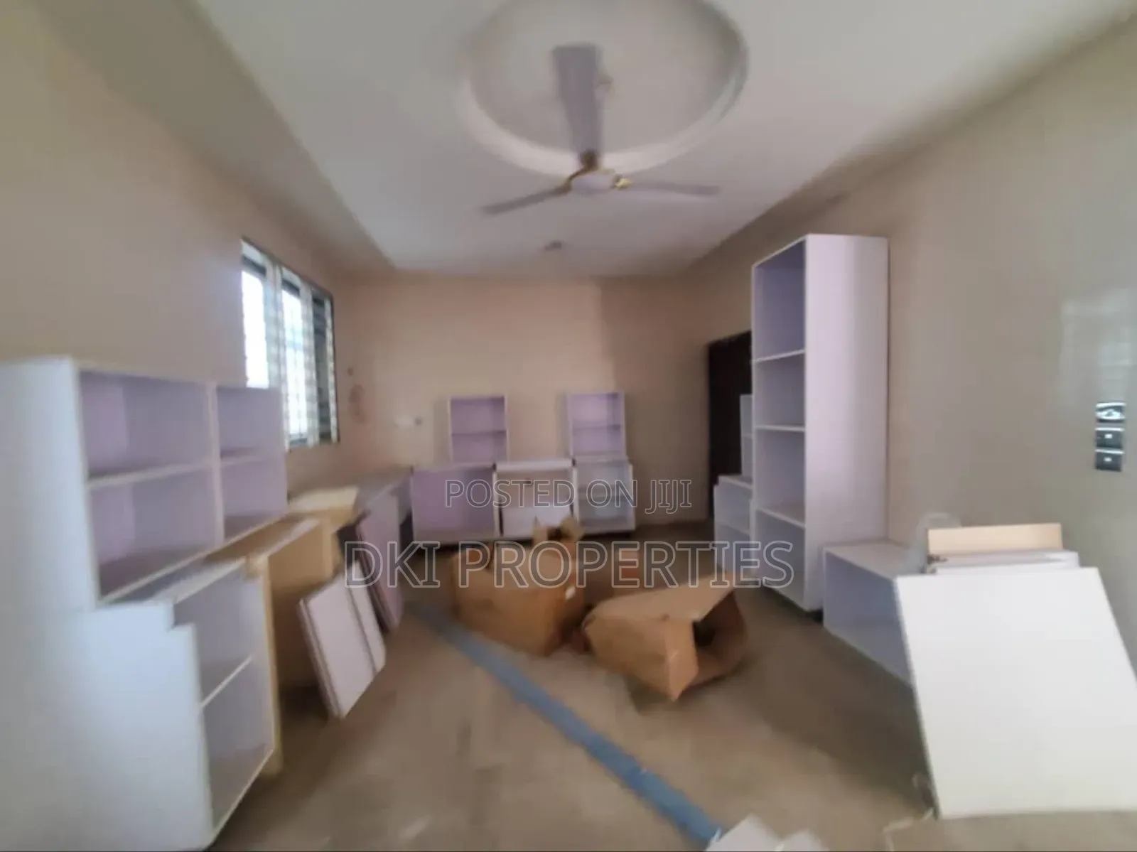 3bdrm House in Dki Properties, East Legon for sale