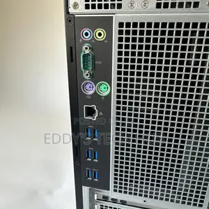 Desktop Computer Dell Precision 5820 32GB Intel Xeon HDD 500GB