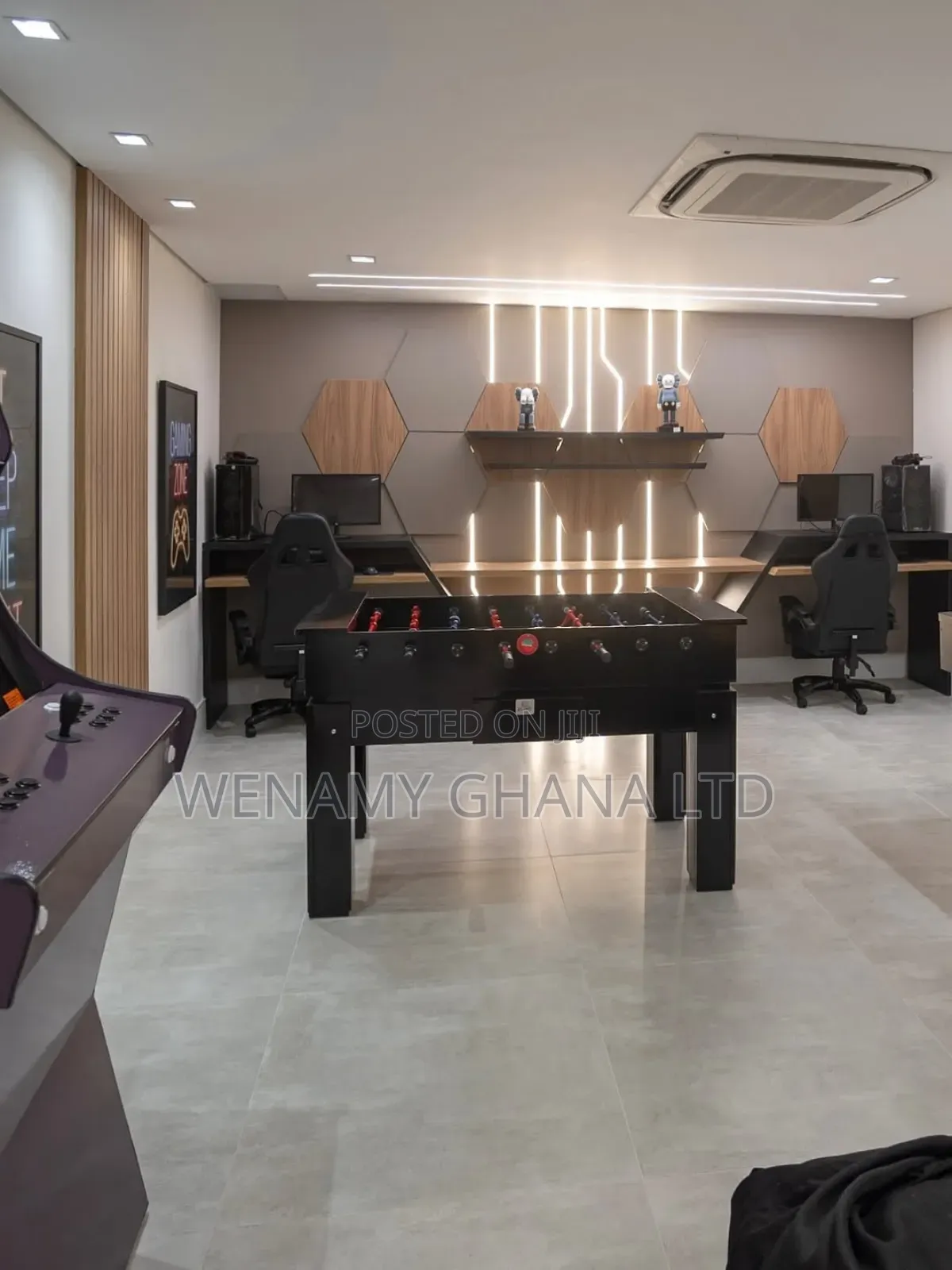 5bdrm House in Accra for sale