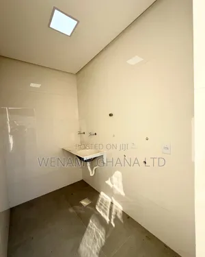 3bdrm House in Accra for sale