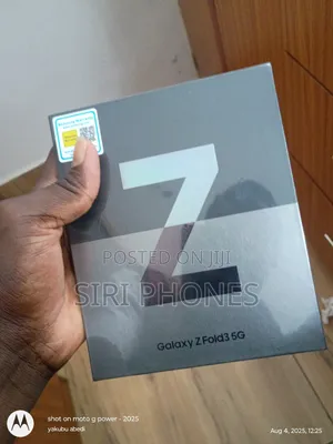 New Samsung Galaxy Z Fold 3 256 GB Black