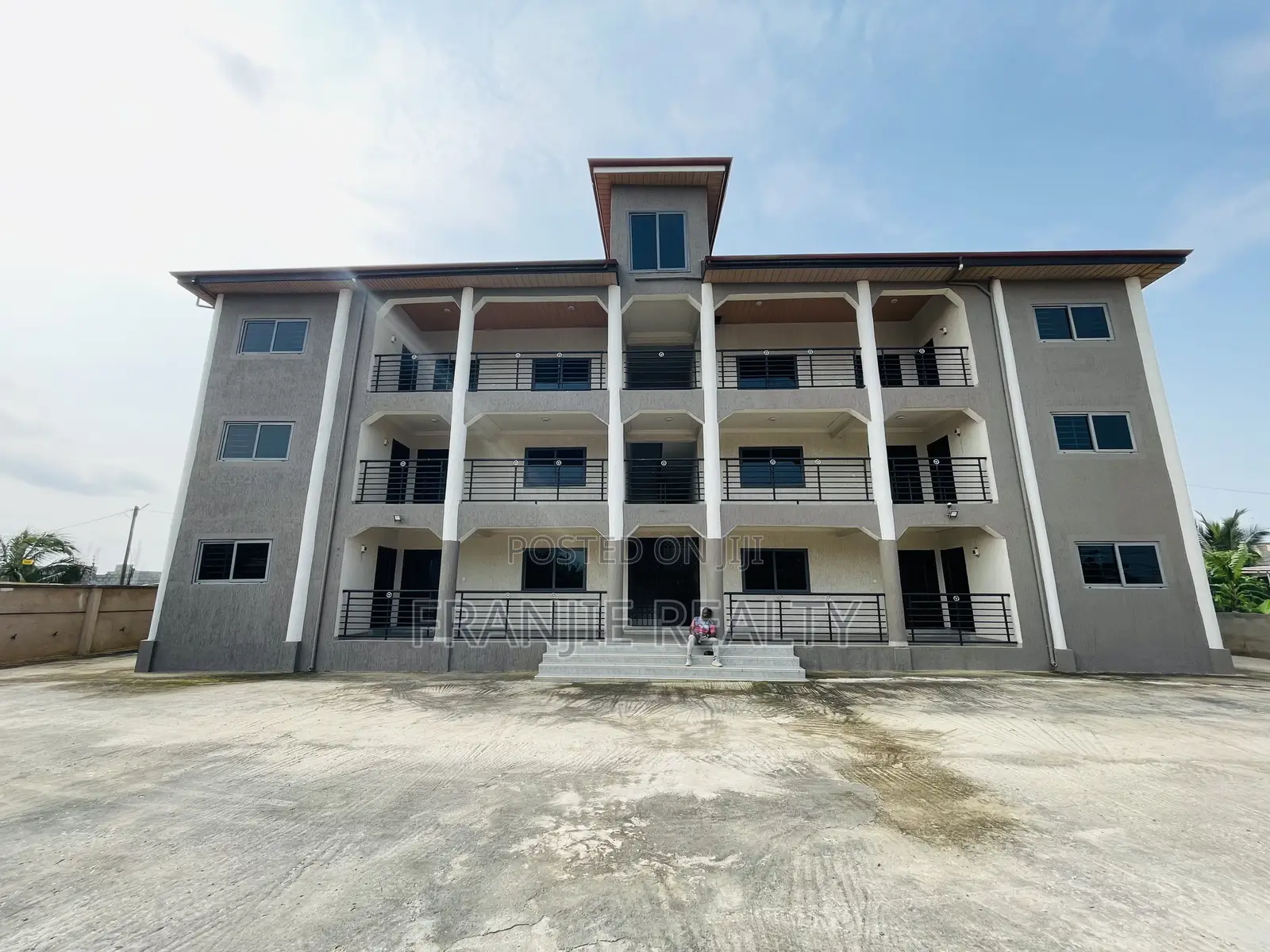 3bdrm Apartment in Weija for rent