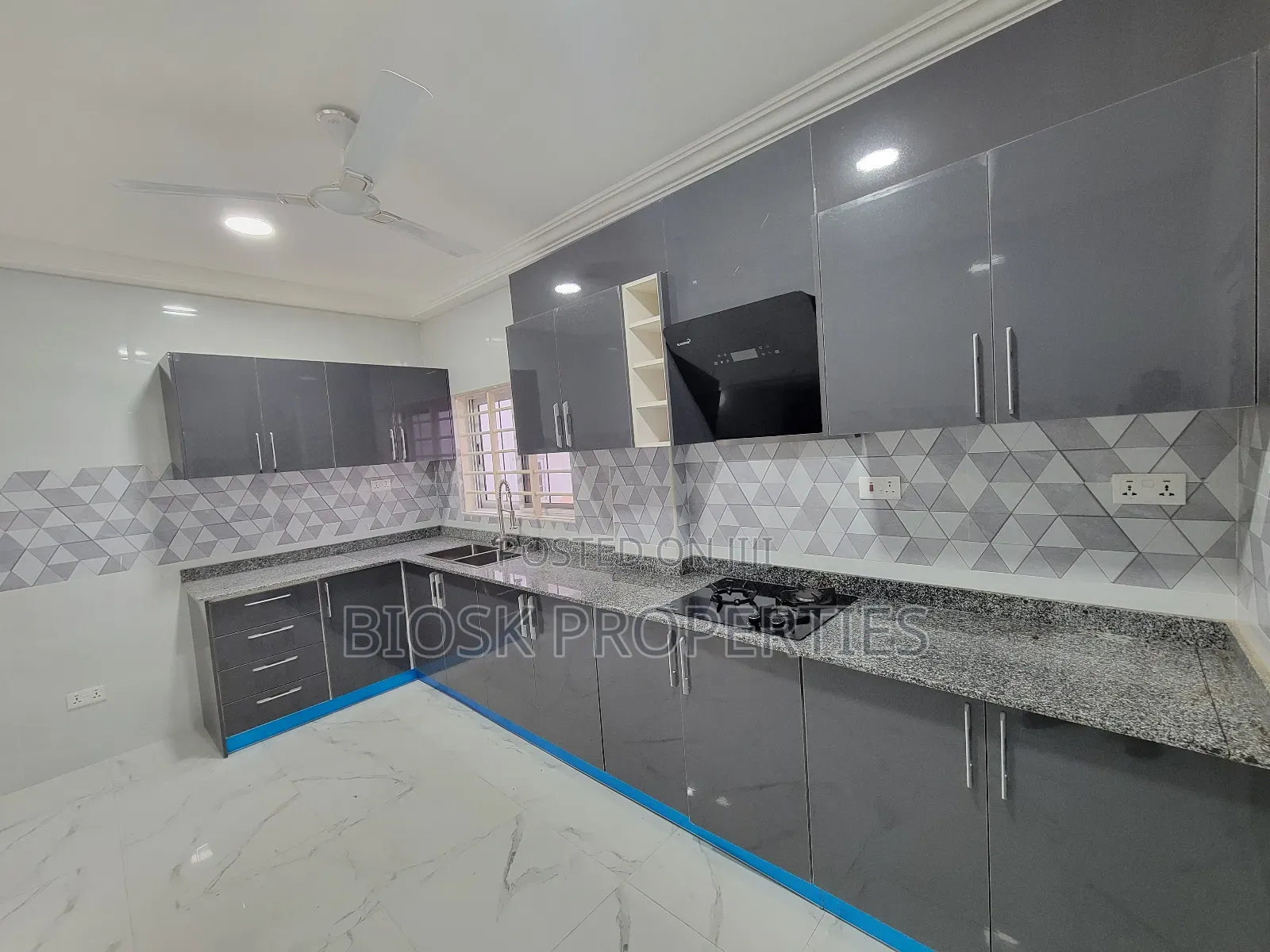 2bdrm Apartment in Biosk Properties, Oyibi for rent