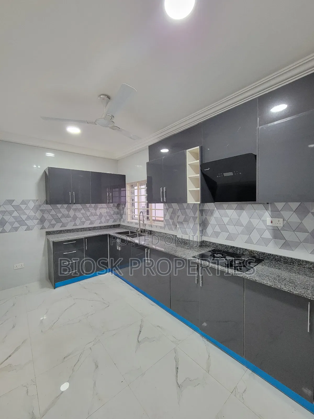 2bdrm Apartment in Biosk Properties, Oyibi for rent