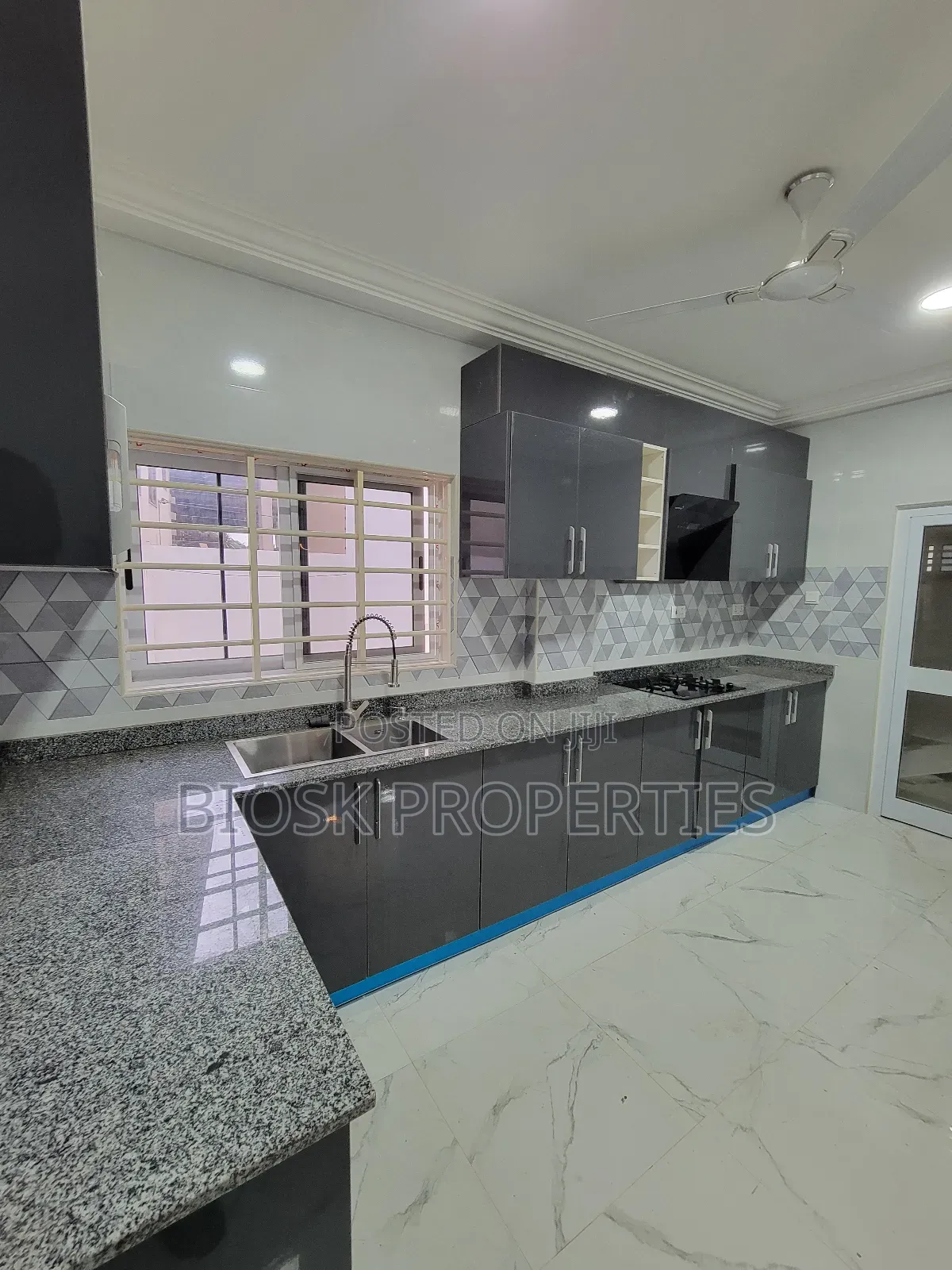 2bdrm Apartment in Biosk Properties, Oyibi for rent