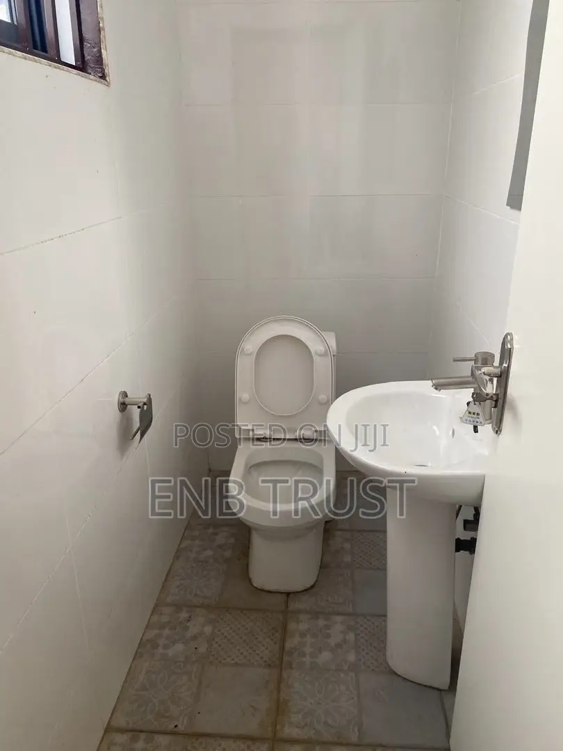 3bdrm House in Oyarifa for rent