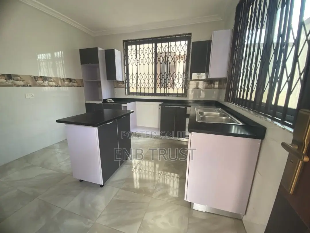 3bdrm House in Oyarifa for rent