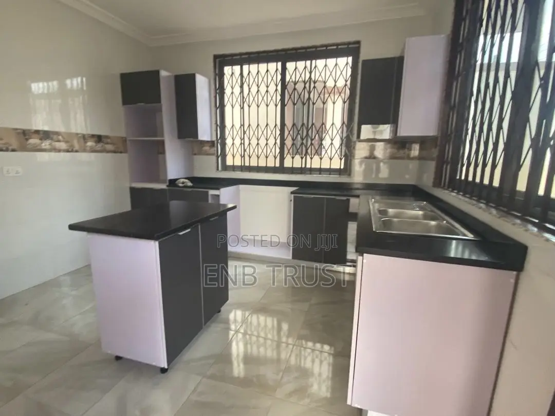 3bdrm House in Oyarifa for rent