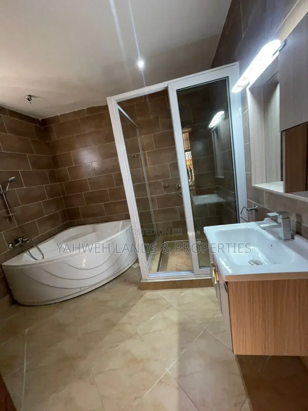 3bdrm House in Spintex for rent