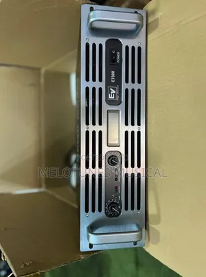 Eletro-Voice Ev E7300 Power Amplifier