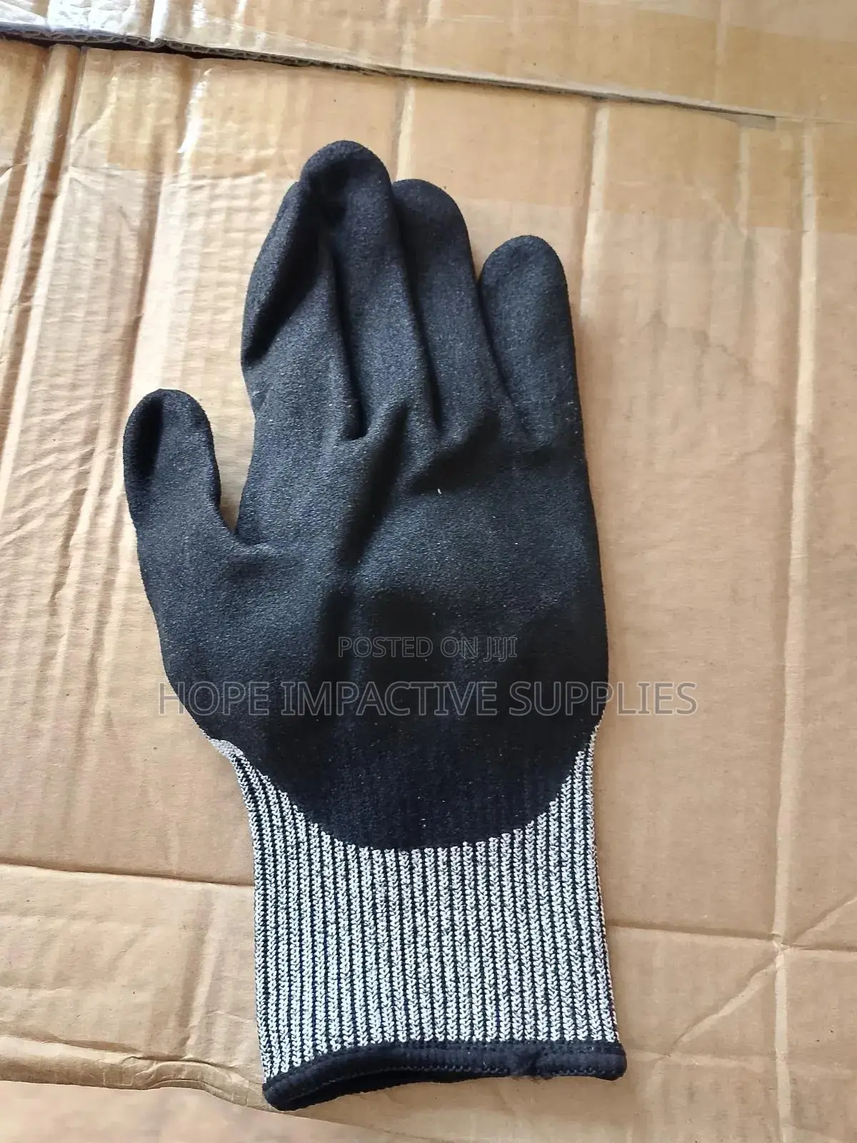 Safemax Cut 5, Anti-cut Gloves.