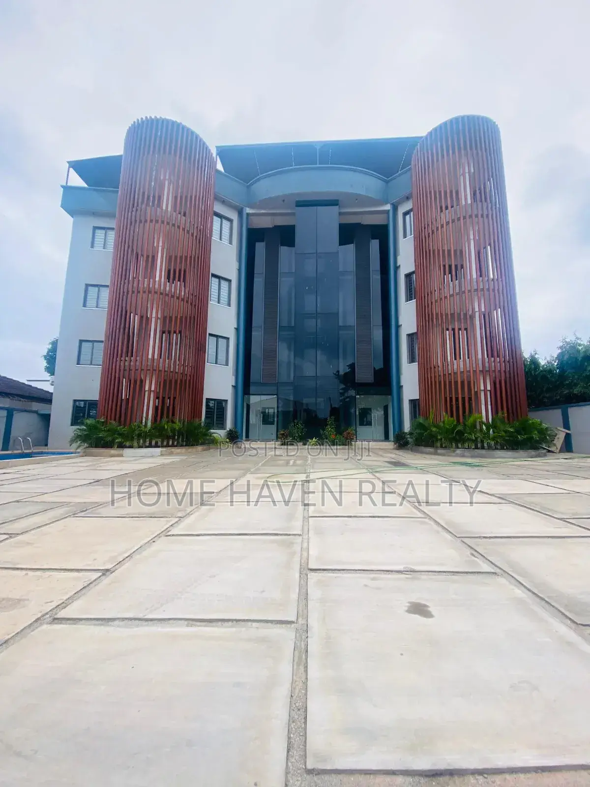 Furnished 3bdrm Apartment in East Legon for rent