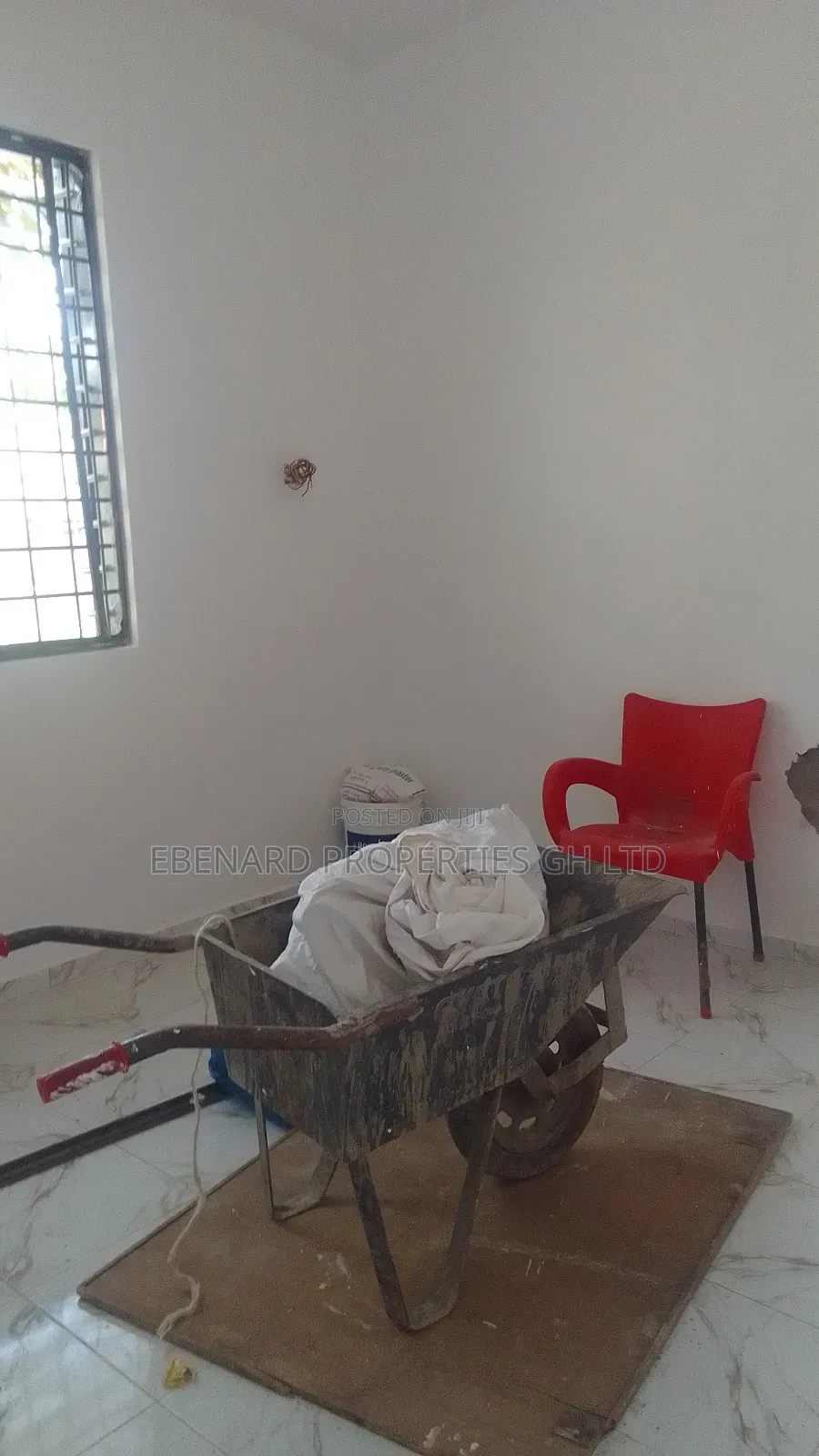 1bdrm Apartment in Ebenard Properties, Tema Metropolitan for rent