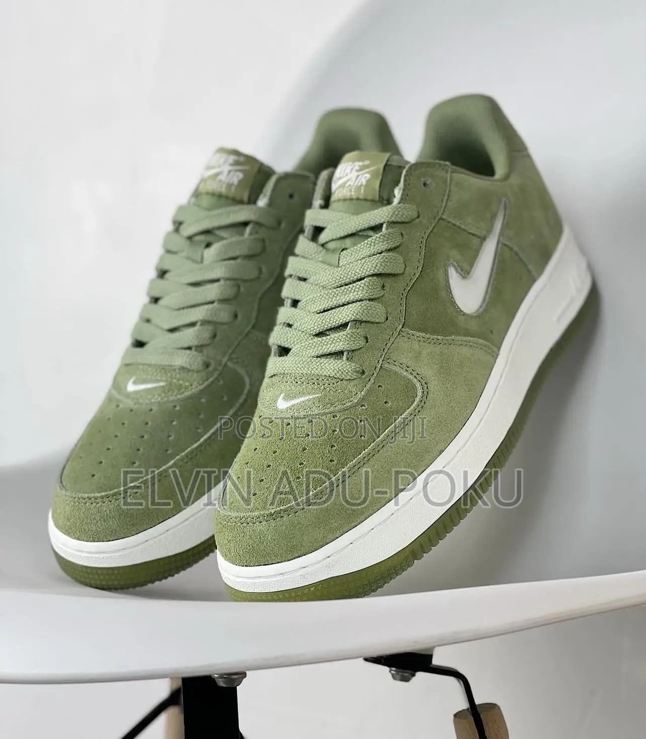Nike Air Force 1 Low "Color Of The Month - Oil Green" .