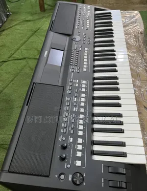 Yamaha PSR-Sx600 Digital Workstation Keyboard