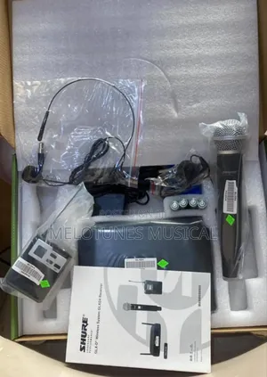 Shure GLX D4 Hand and Lapel Microphone