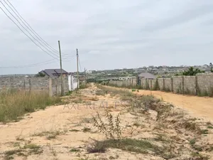 Prime Plots< Comfortable Residence - Prampram Beach Road