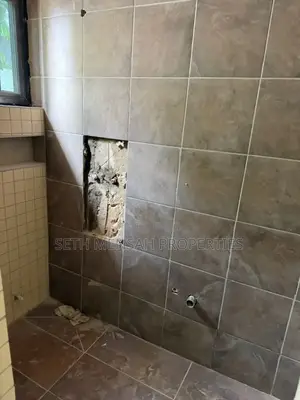 3bdrm House in Salem Estate, Adjiriganor for rent