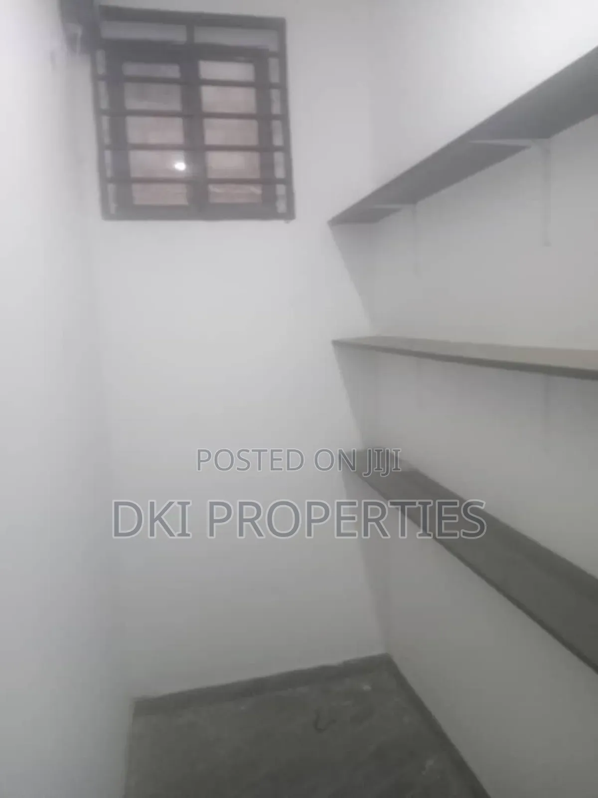 4bdrm House in Dki Properties, East Legon for rent