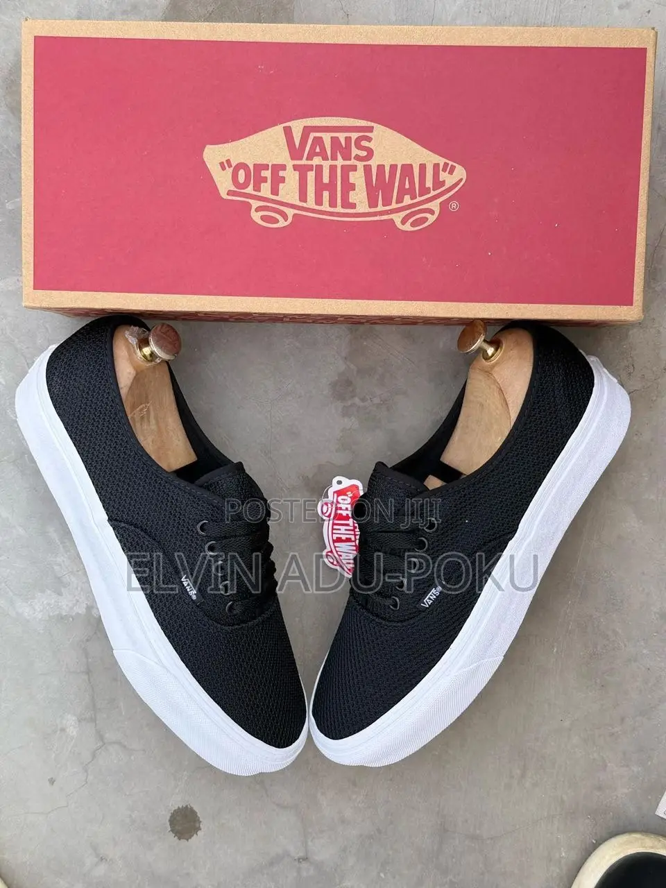 Vans Low Top Black Unisex Sneaker In Different Colours, Swipe >>>