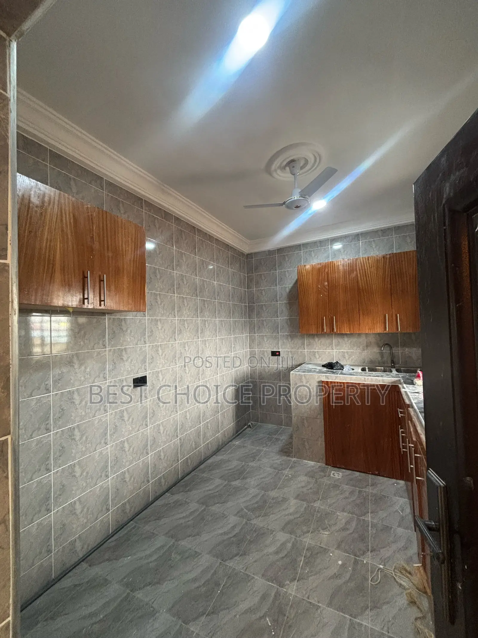 2bedroom Apartment Lakeside Community 1