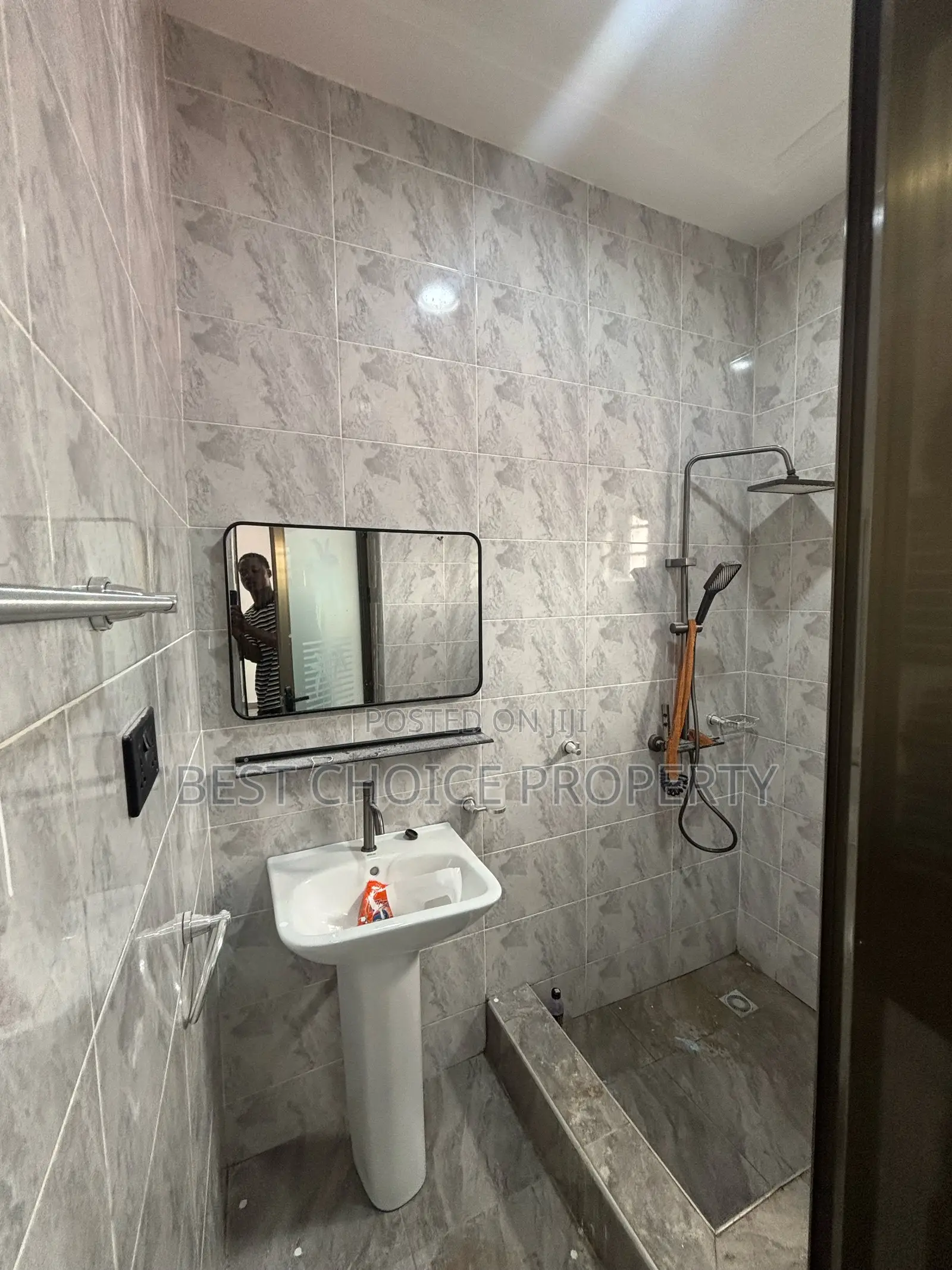 2bedroom Apartment Lakeside Community 1