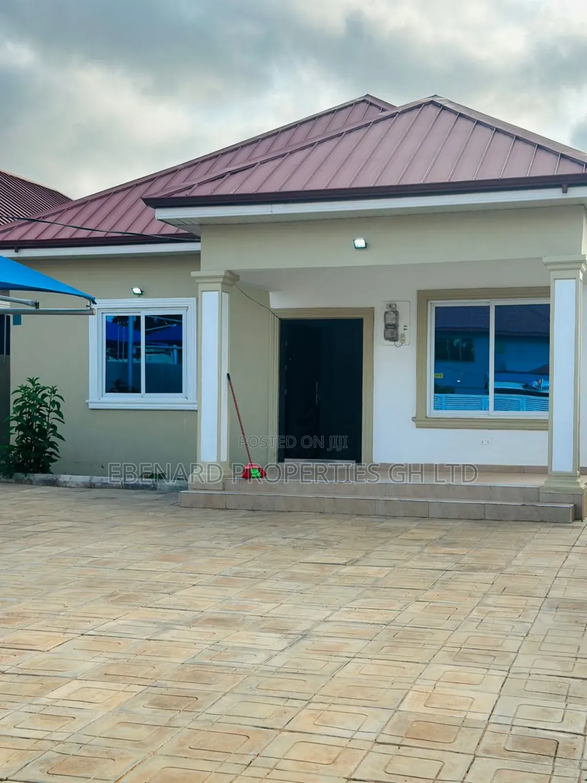 3bdrm House in Ebenard Properties, Tema Metropolitan for rent