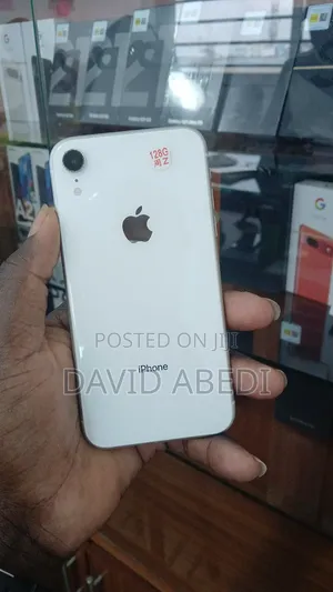 Apple iPhone XR 128 GB White