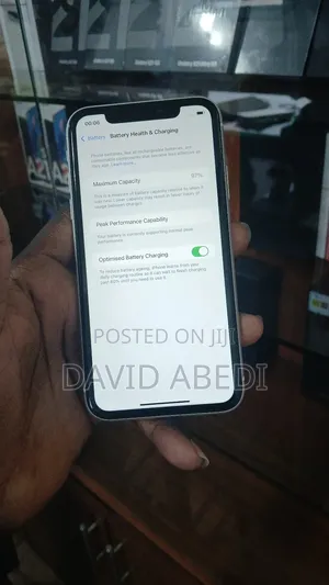 Apple iPhone XR 128 GB White