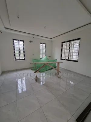 4bdrm Duplex in Adenta for sale