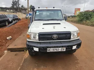 Toyota Land Cruiser 2020 White
