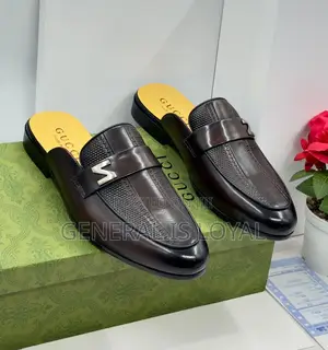 Gucci Men Halfshoe Coffee and Black