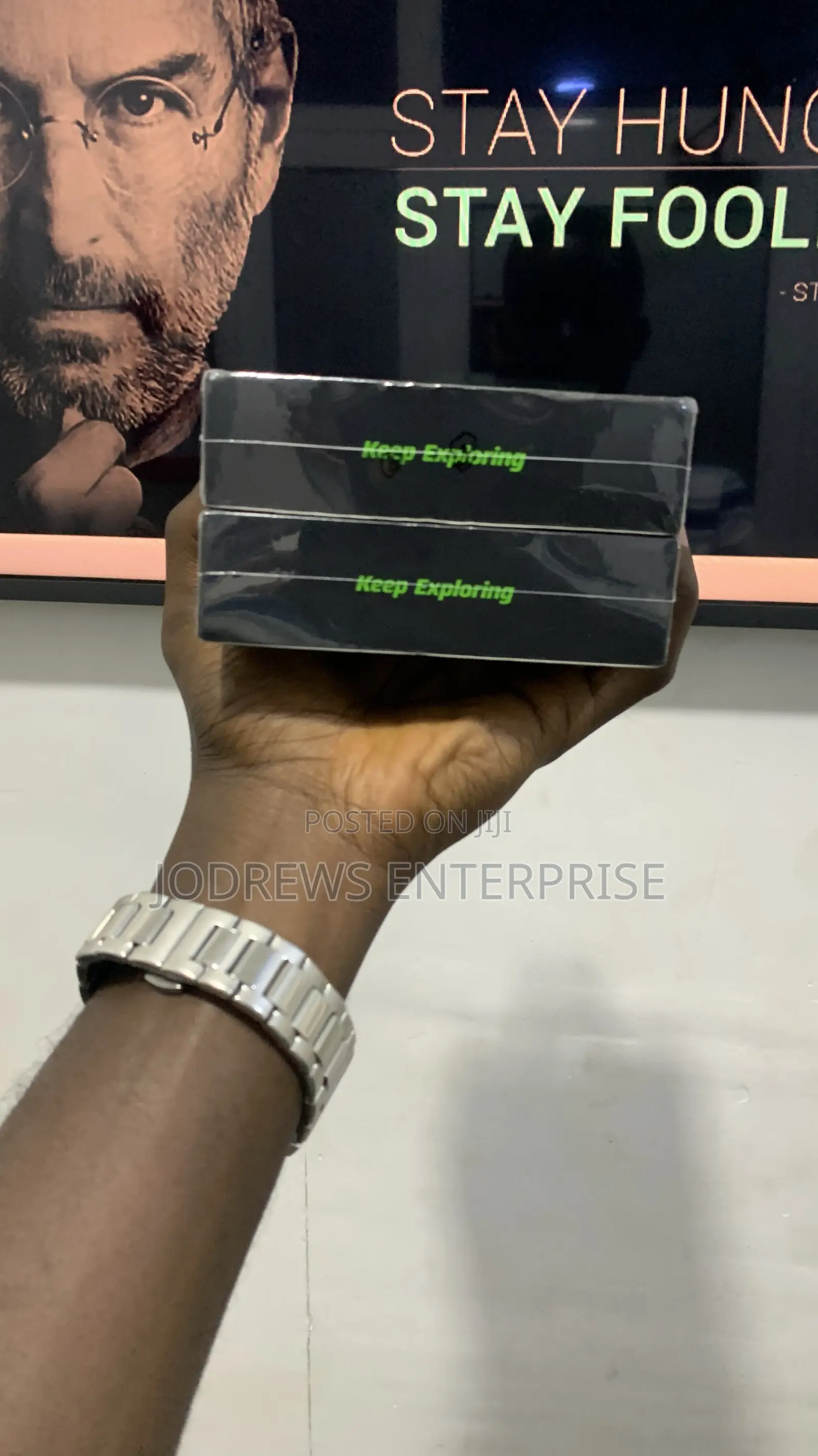 Oraimo Magpower 15 10000mah Wireless and Wired Power Bank