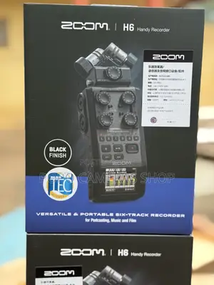 Zoom H4 Essentials