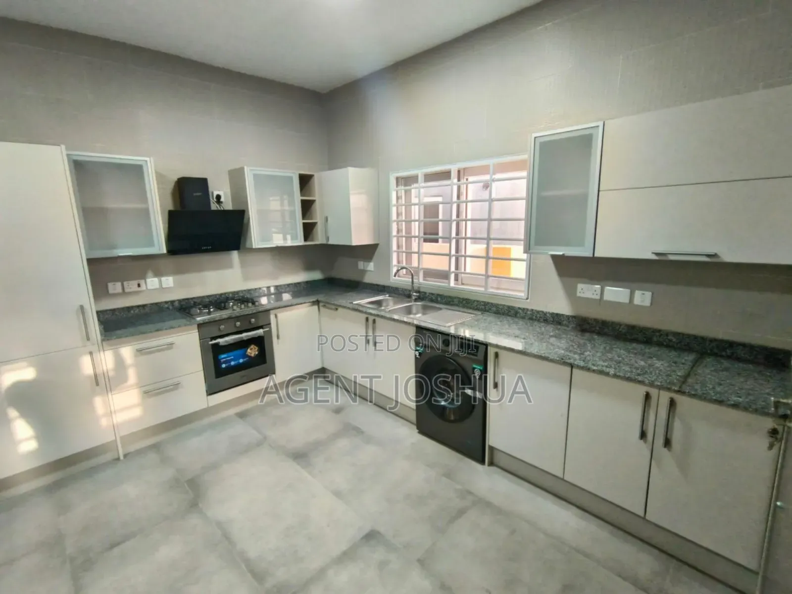 3bdrm House in Manet Court Estate for rent